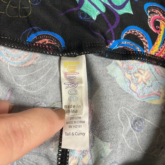 Lularoe leggings - Picture 2 of 2